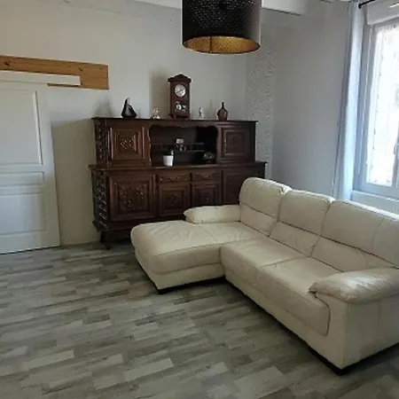 Vakantiehuis Spacieuse Maison En Pierre