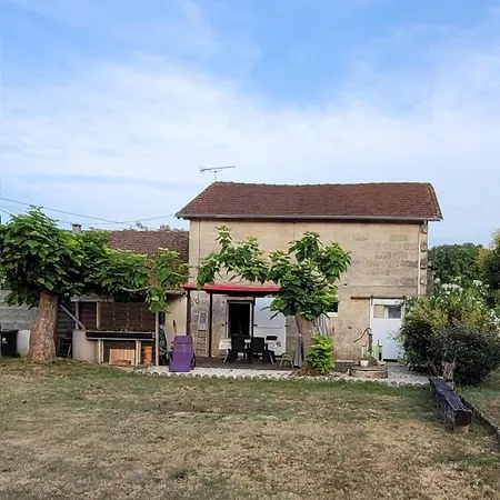 Spacieuse Maison En Pierre